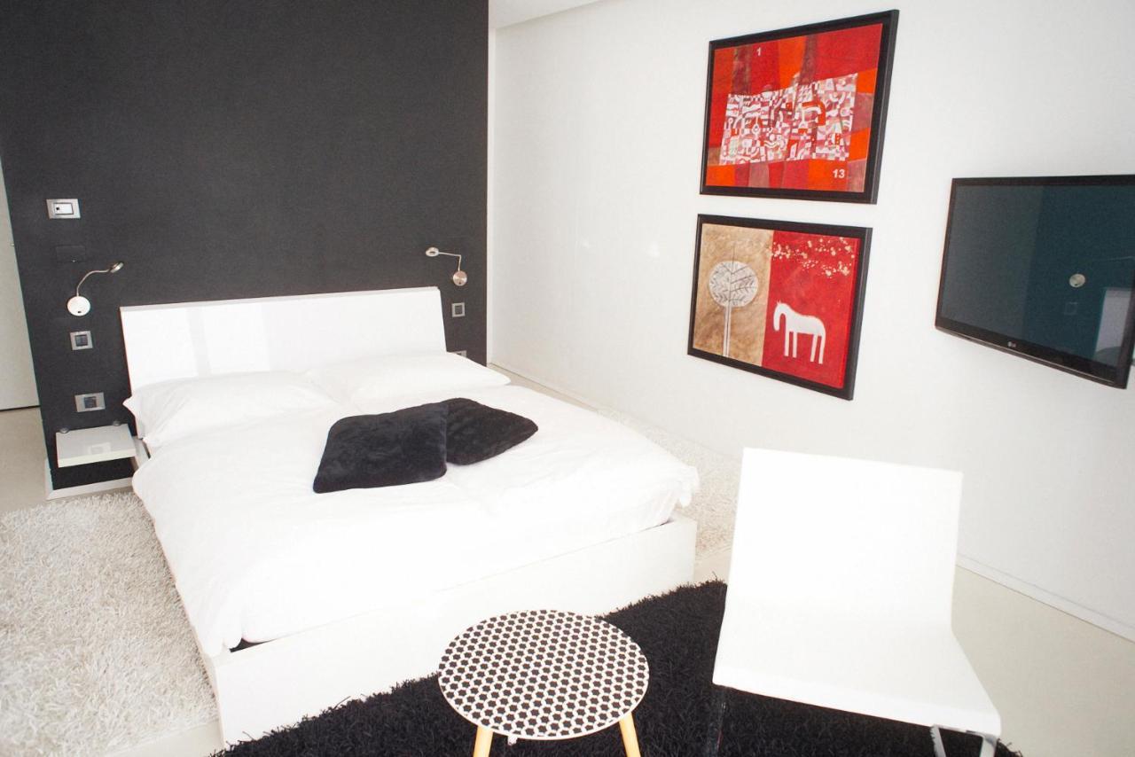 House Iaquin Hotel โดบรอโว ภายนอก รูปภาพ