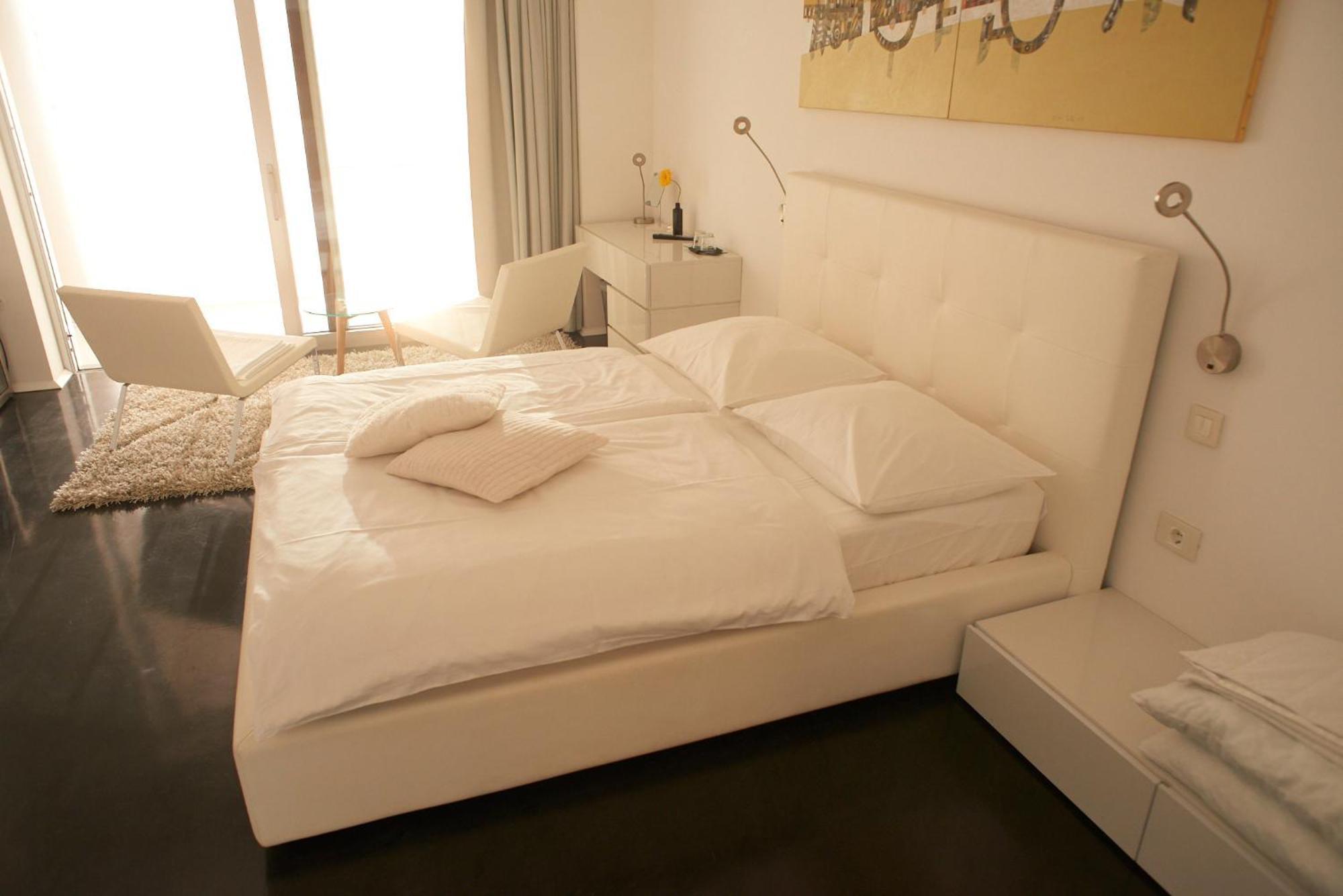 House Iaquin Hotel โดบรอโว ภายนอก รูปภาพ